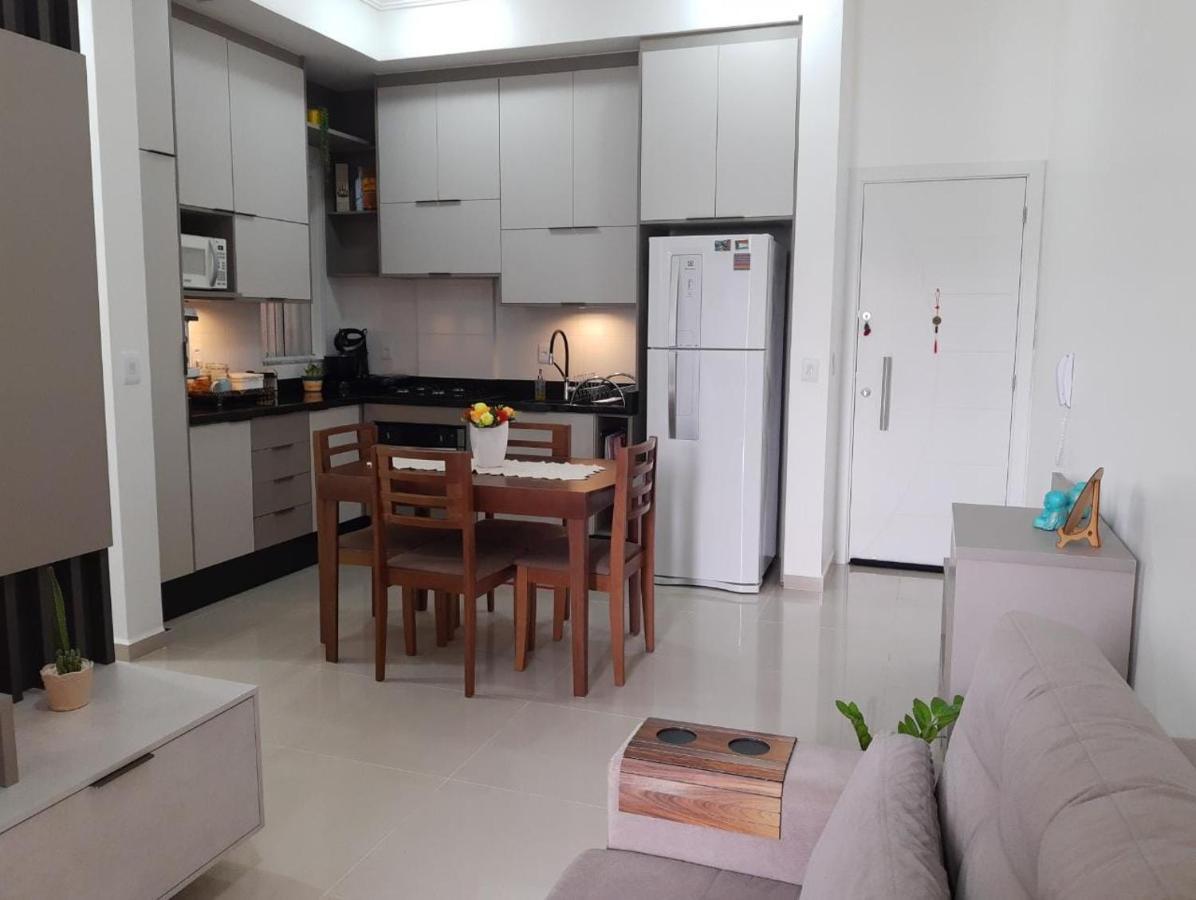Apartamento Aconchegante A 200 Metros Da Praia Florianópolis المظهر الخارجي الصورة