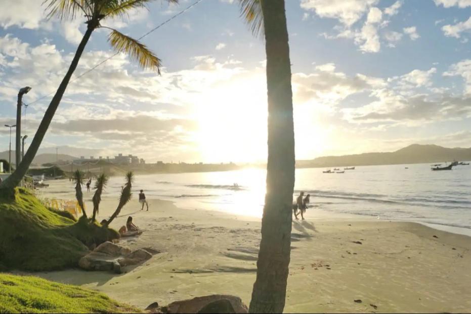 Apartamento Aconchegante A 200 Metros Da Praia Florianópolis المظهر الخارجي الصورة